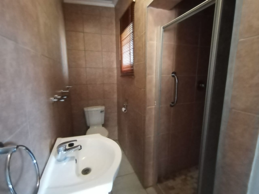 4 Bedroom Property for Sale in Parys Free State